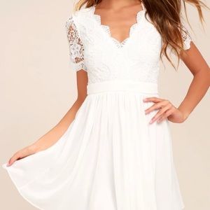 White Lulu's dress